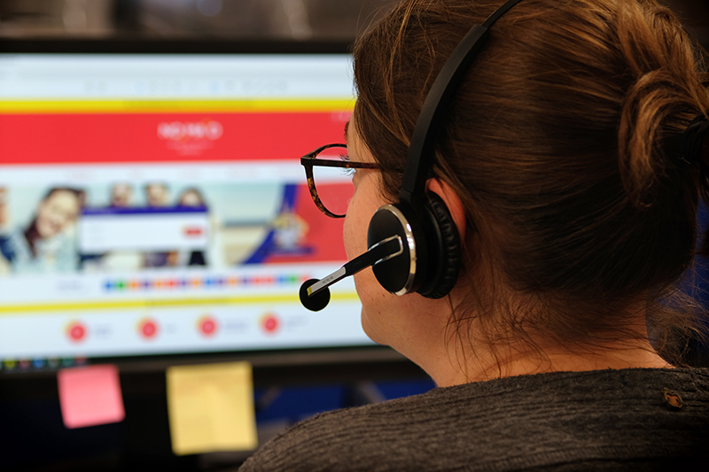 Photo d'une téléconseillère